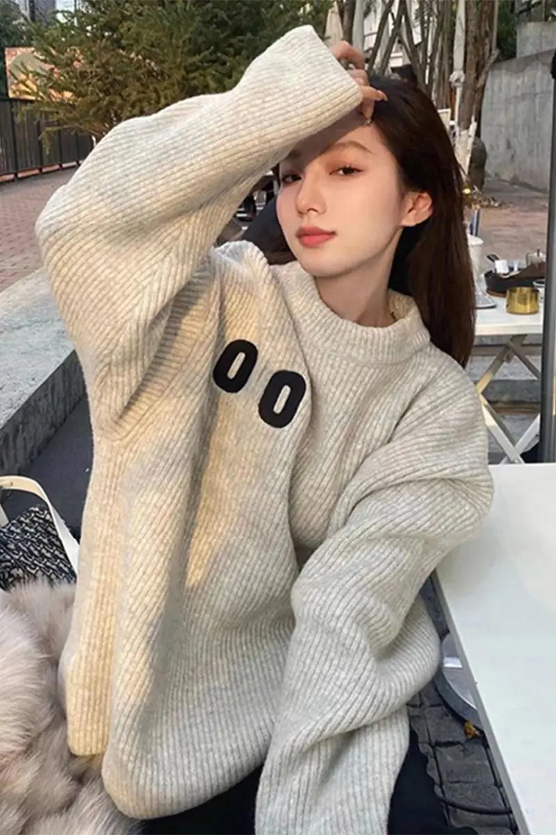 

2024 New Autumn and Winter Lazy Style High-end Advanced Niche Designed Comfortable Knitted Sweater Outfit for Women