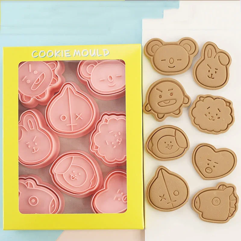 8Pcs/set Cute Cookie Cutters Plastic 3D Cartoon Pressable Biscuit Mold Cookie Stamp Kitchen Baking Pastry Bakeware Tools