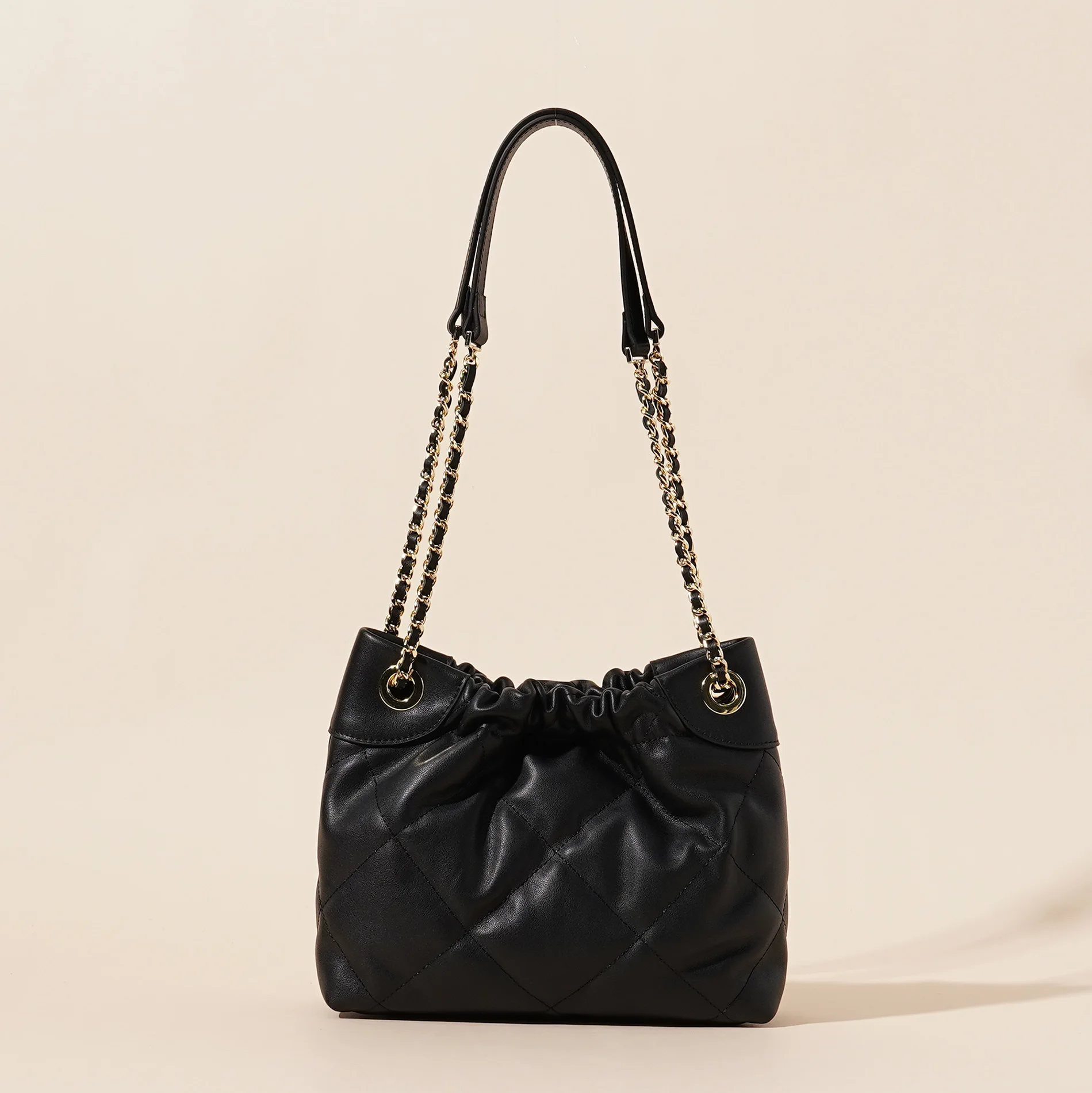 

Autumn and Winter New Bucket Bag Women's Tote Chain Shoulder Leather Women's Bag