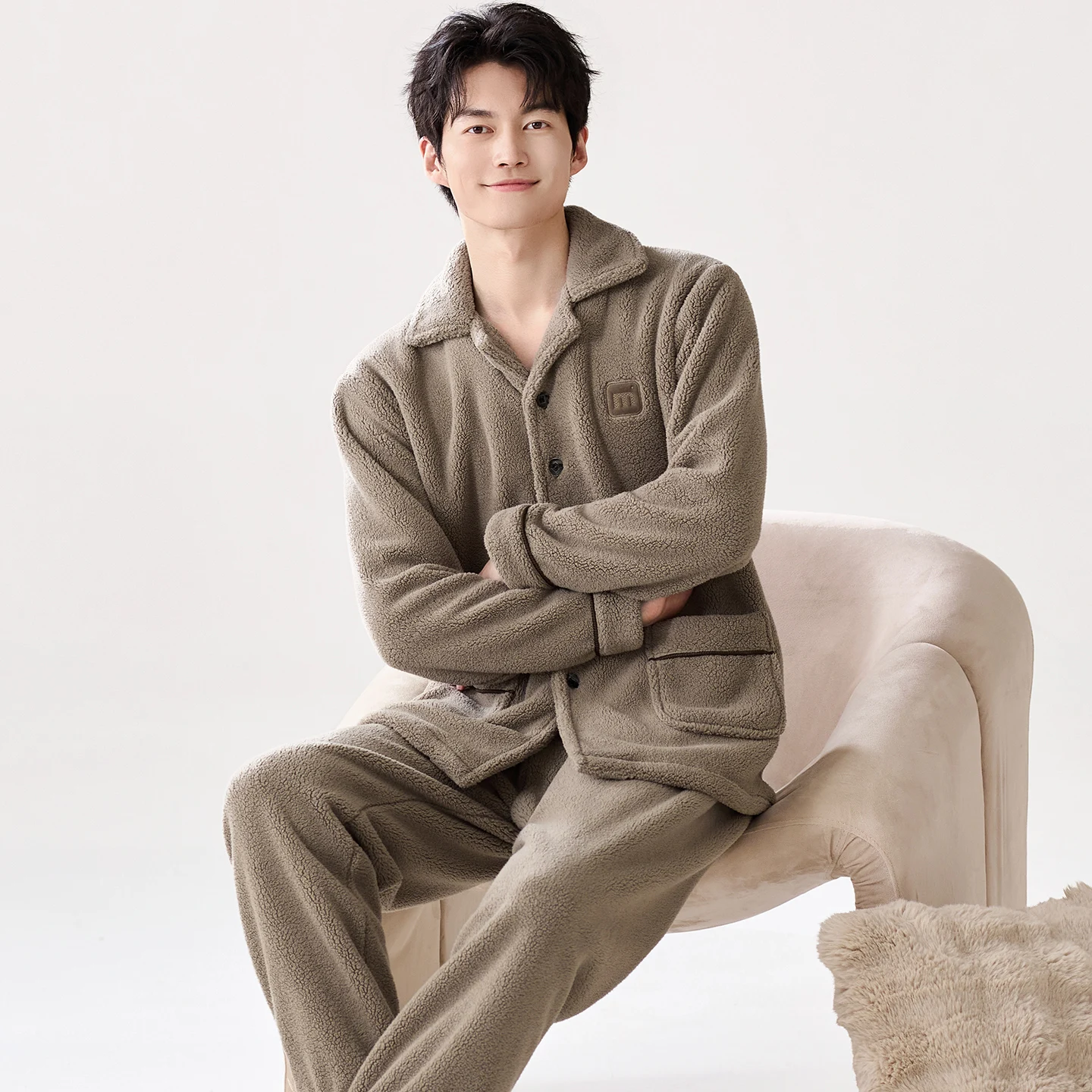 Thick Coral Fleece Men's Pajamas Set Autumn Winter Plus Velvet Thicken Long Sleeves Sleepwear Buttons Nightgown Warm Lounge Wear