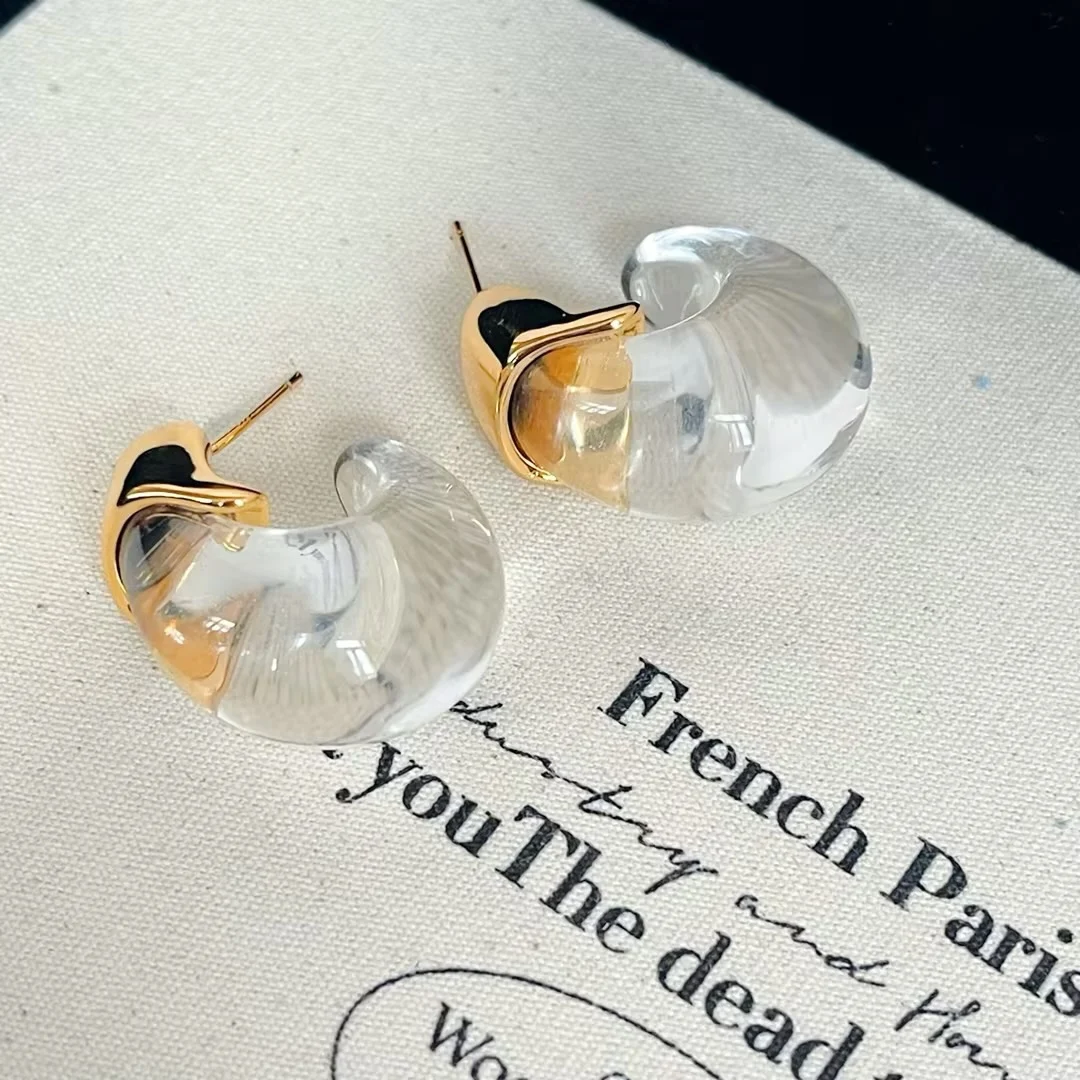 New Sight Design Delicate Clear Acrylic Stud Earrings for Women Fashion Brand Jewelry Elegant Waterdrop Earrings