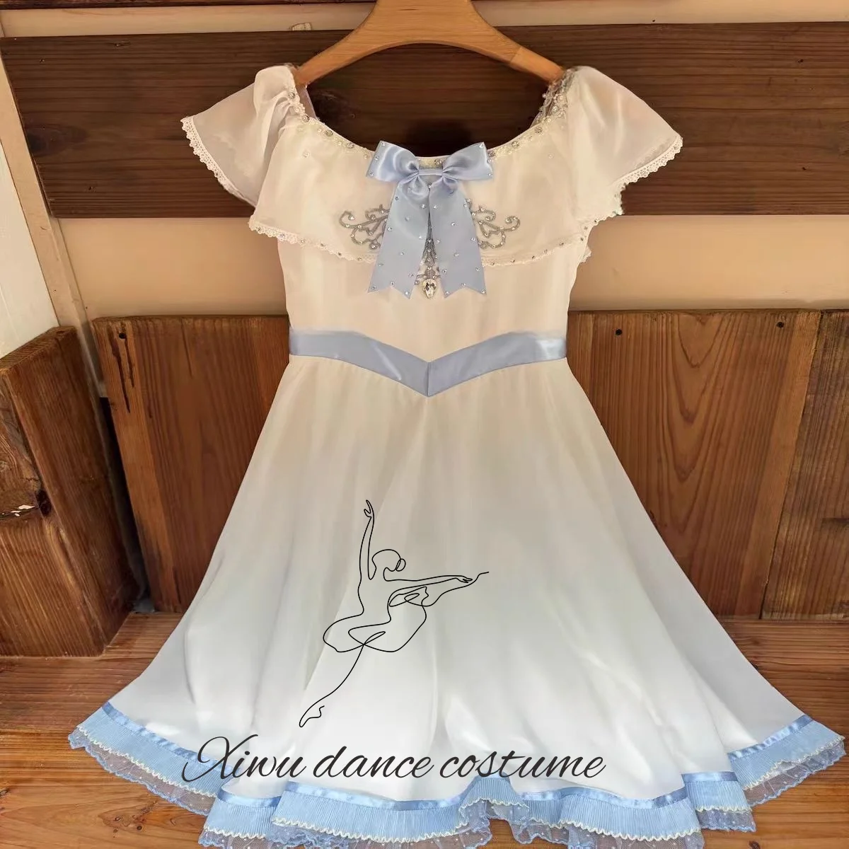 Graduation dance variation ballet skirt, white blue diamond studded bow with top hat, big swing long skirt, competition skirt