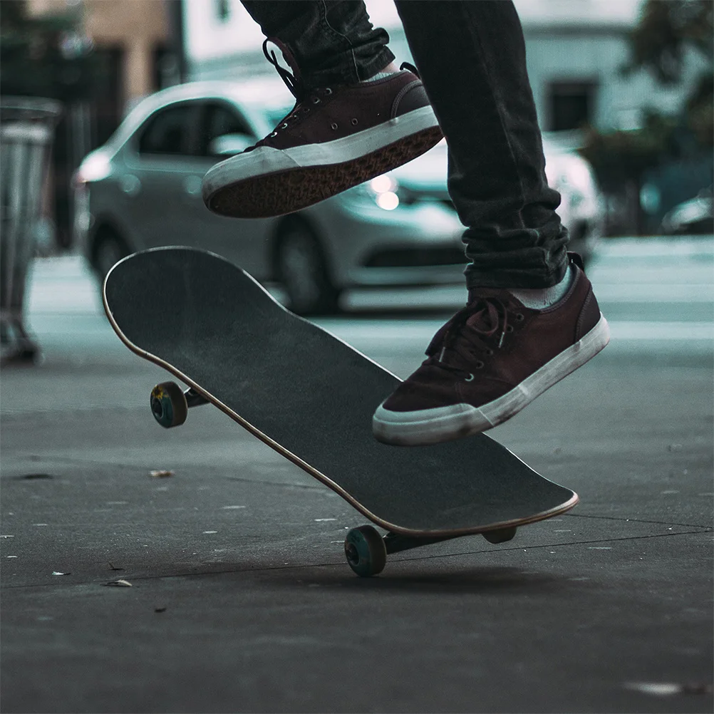 

5Pcs High Grade Skateboard Grip Tape Anti-Slip Sandpaper Sheets Tear Resistant for Routine Use Competition Safe for Kids