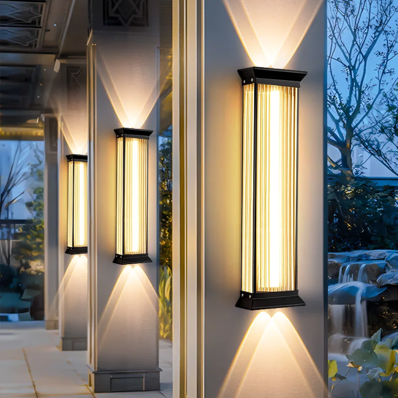 Outdoor wall lamp up and down spotlights waterproof courtyard villa exterior wall lamp outdoor