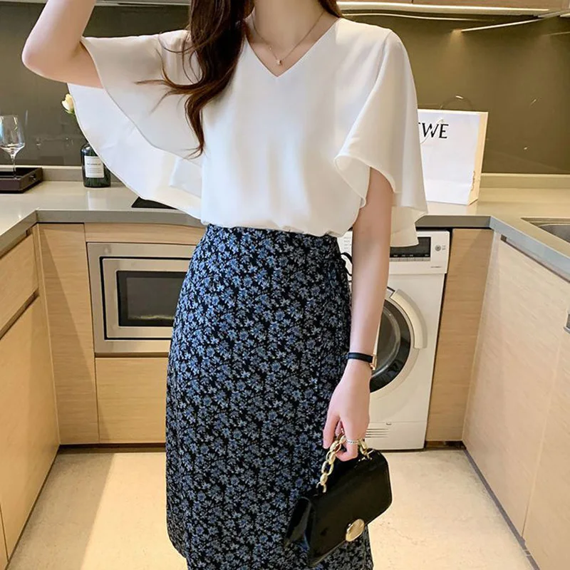 Fashion V-Neck Solid Color Butterfly Sleeve Blouse Female Clothing 2024 Summer New Loose Casual Tops Office Lady Shirt
