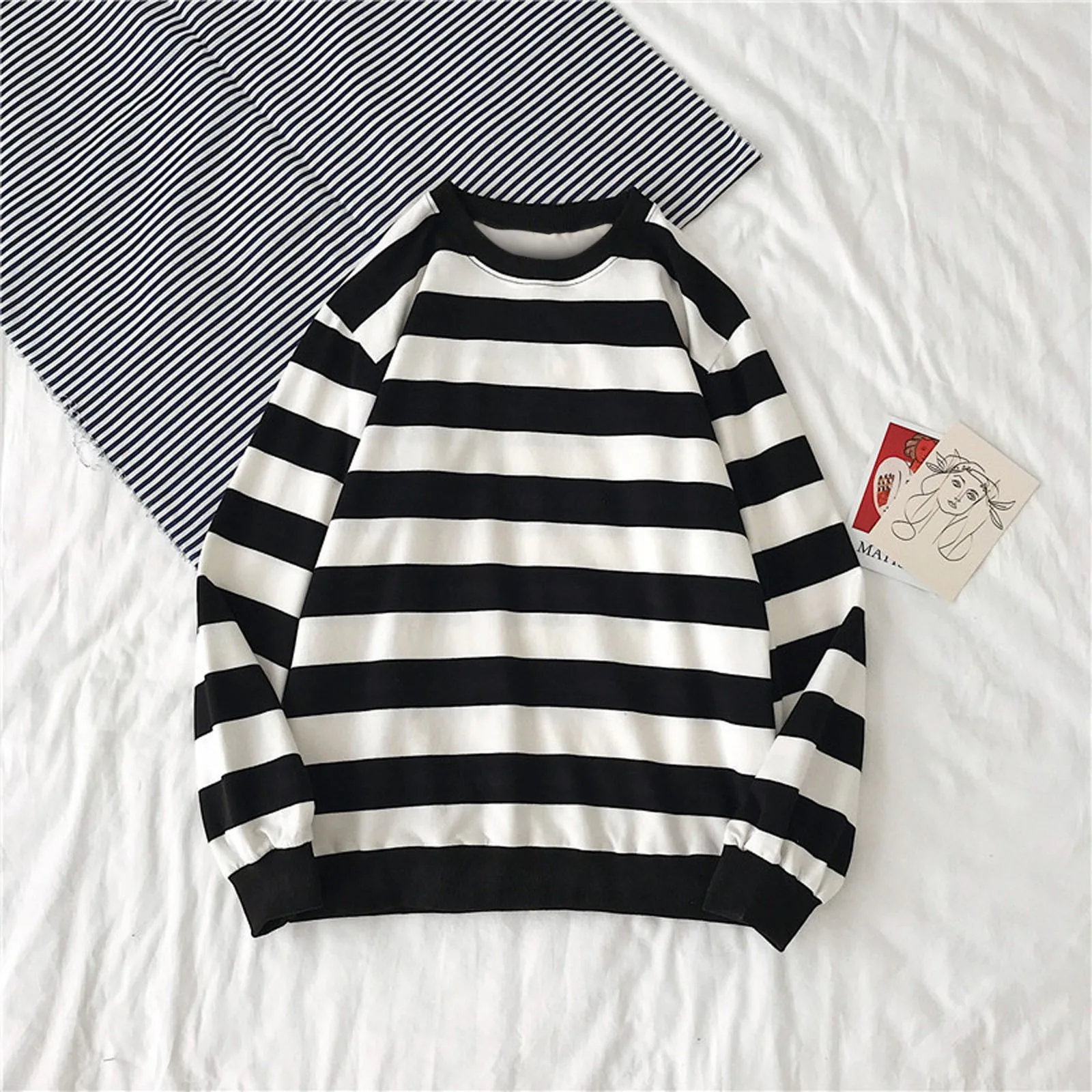 Black Stripe Harajuku Streetwear Aesthetic Korean Vintage Women and Men Casual Long Sleeve T-Shirt Y2k Clothes Gothic Top