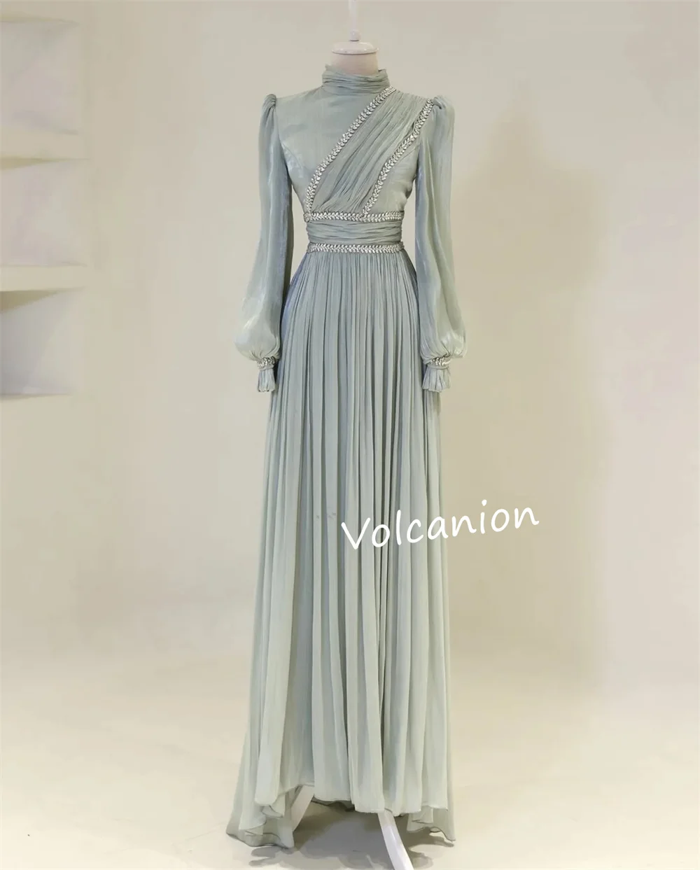 تخصيص الشيفون مطرزة الطية ألف خط الياقة العالية فساتين طويلة مناسبة مخصصة كلاسيكية أنيقة مساء رسمي