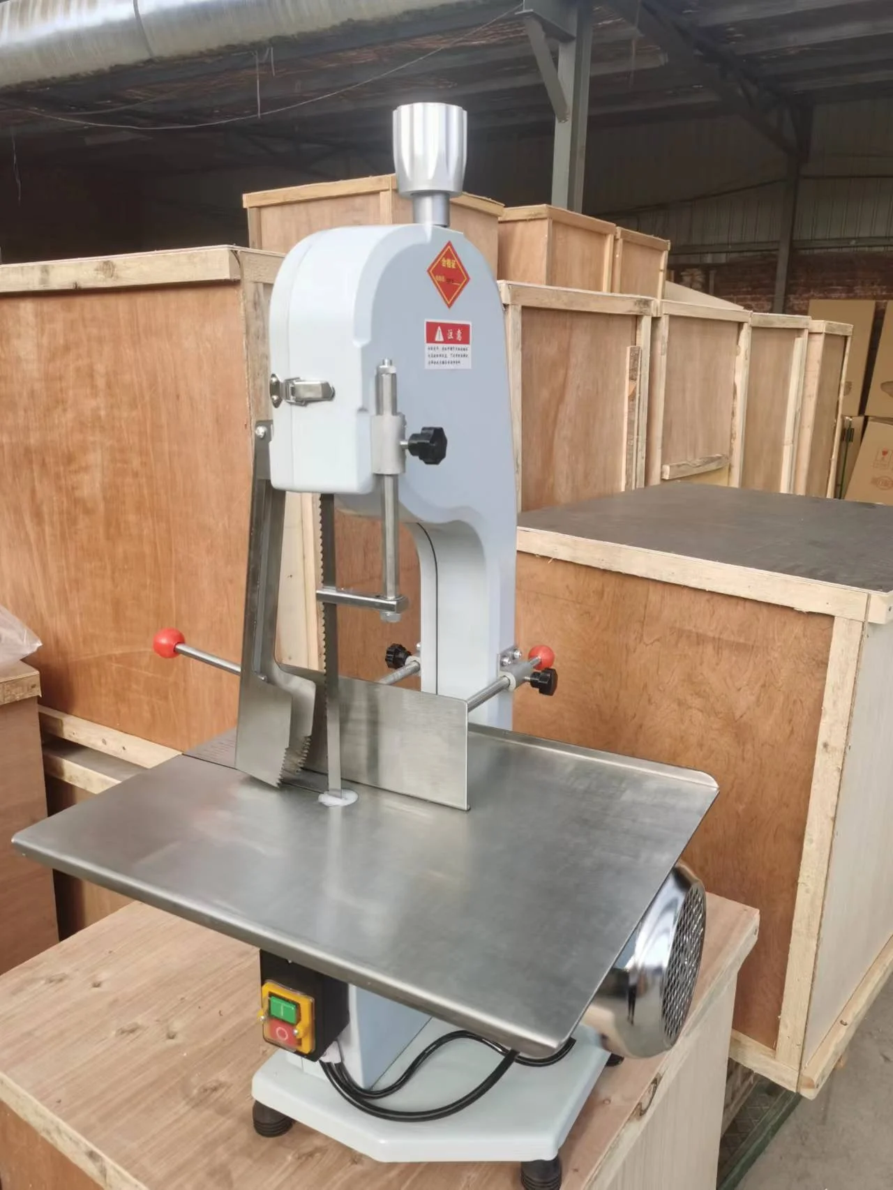 Hot Sale 380v/220v Chicken Cutter Meat Cutting Machine Slaughterhouse Poultry Defeathering Pig with Core Motor Bone Saw