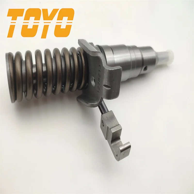 TOYO tryska injetcor 127-8211 0R8477 palivo pro bagr motor kocour 3114/3116MUI injektor komplet