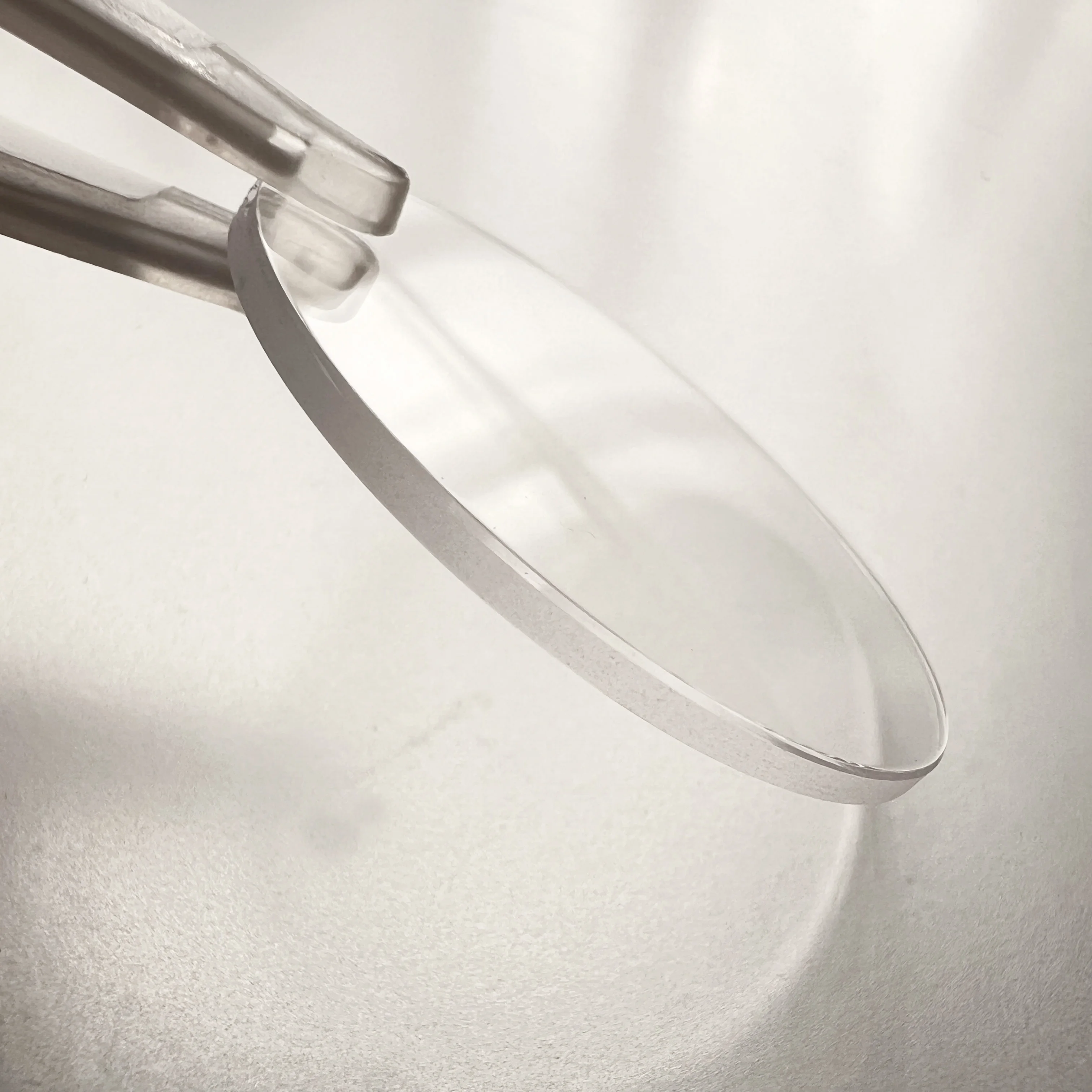 

Watch Sapphire Crystal Glass for Chopard Happy Sport Fish 28/8347/8-402 27.0*2.6*1.9mm