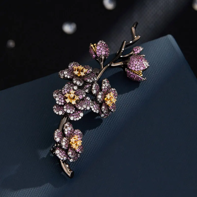 

Fashionable Plum Blossom Brooches for Women Luxury Niche Design Exquisite Zirconia Corsage Suit Accessory Pins Souvenir Gift