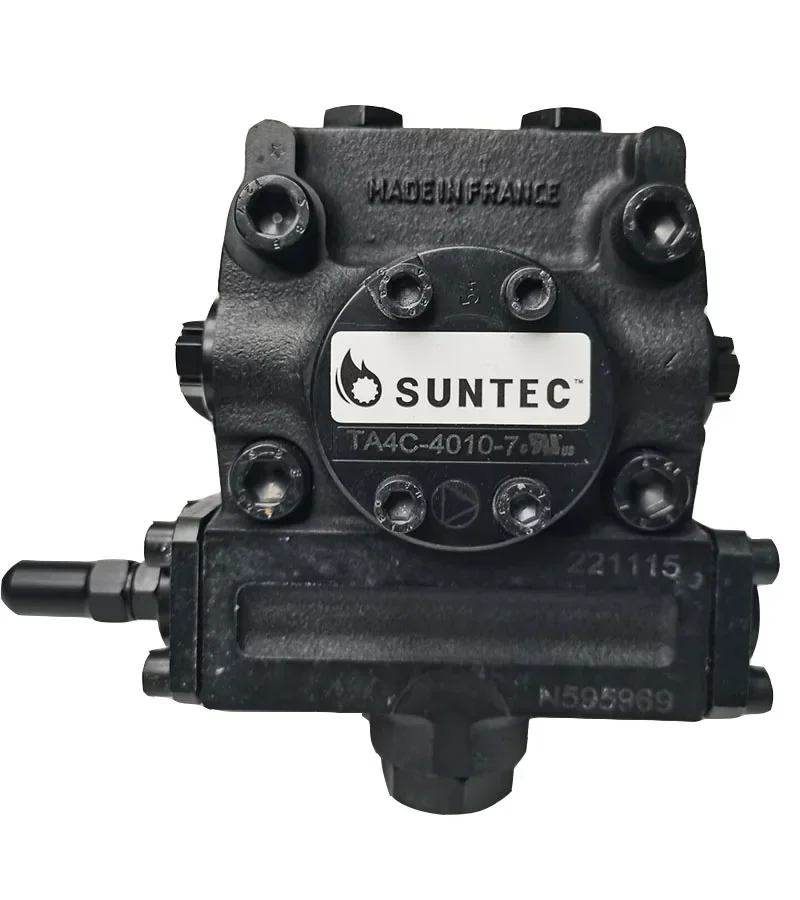 

New original SUNTEC TA4C40107 oil pump for burners, boiler fittings, price concessions