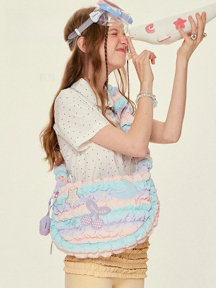 

VANWALK Bubble Island Casual Cloud Folded Lightweight Large Capaci Commuter Crossbody Bag for Young Women