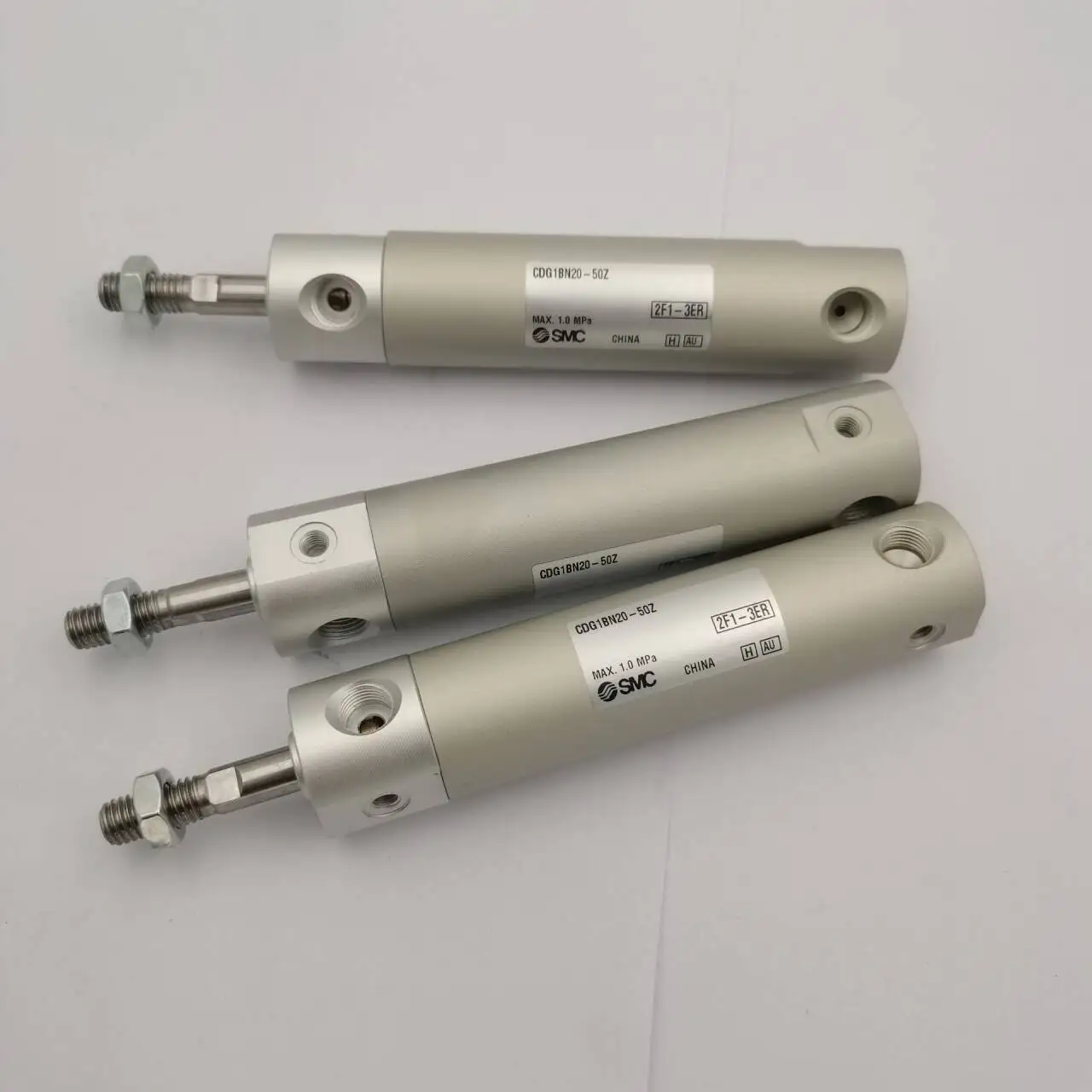 

Original SMC Standard Pneumatic Cylinder CG1BN/CDG1BN20/25/32/40/50/63-25Z/50Z/75Z/100Z Single Rod Double Acting Cylinder