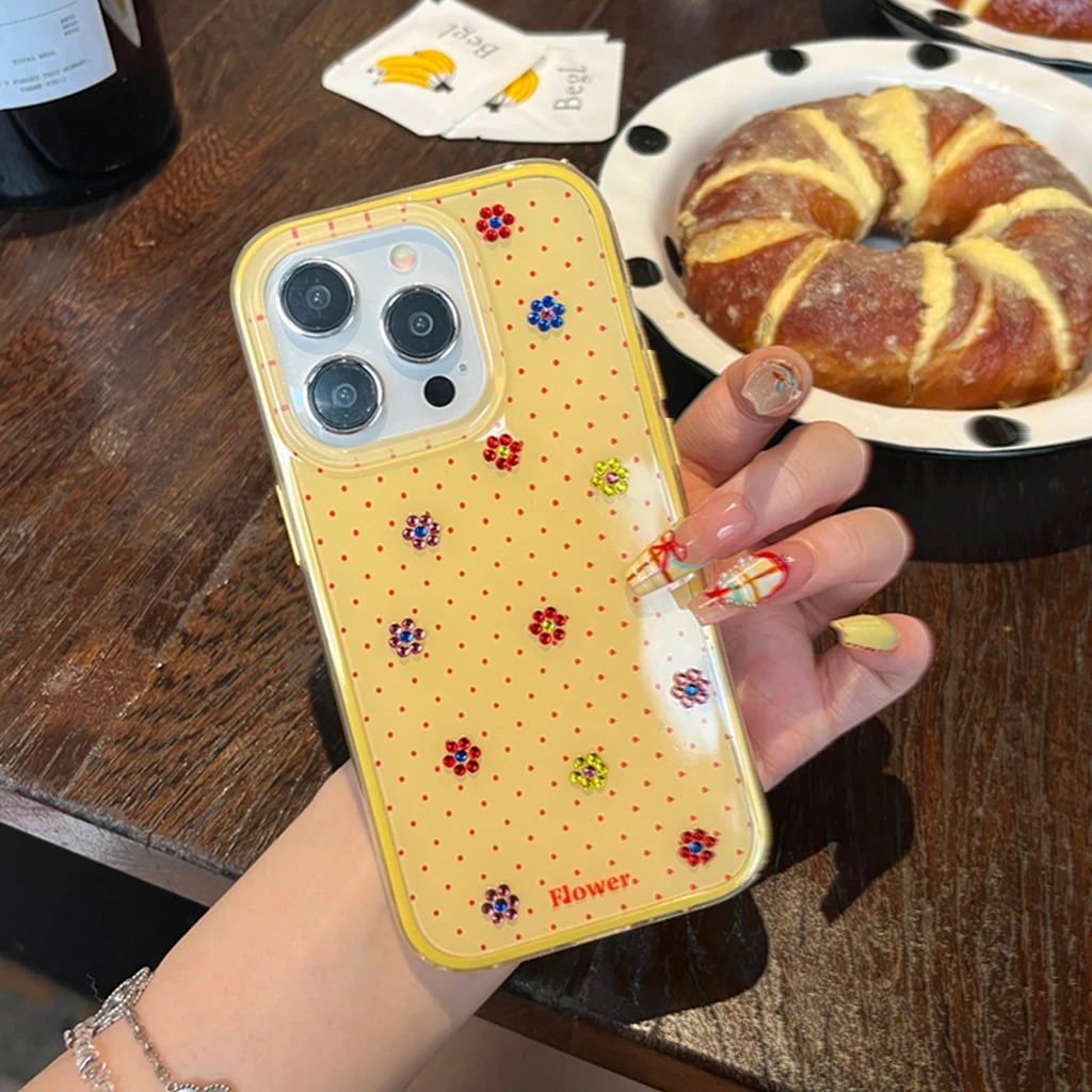 

Summer Fresh Yellow Background Wavelet Dots Stereoscopic Colorful Flowers Phone Cover Case for iPhone 16 15 14 Pro Max