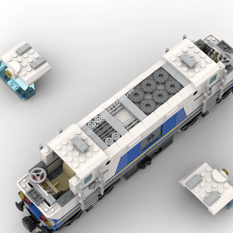 453PCS Transporter A 6-studs Wide Minifigure Scale Diesel Cargo Locomotive Train Model Moc Building Blocks Stacking Bricks