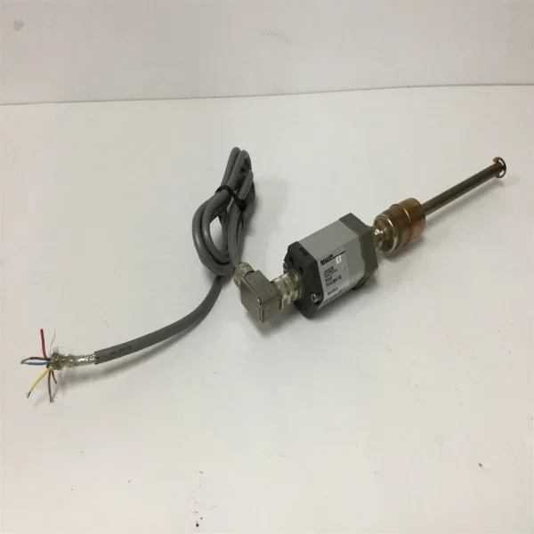 

2026 Btl5-e10-m0105-z-s32 Linear Transducer, Stroke: 105mm, Supply: 24vdc Brand New Original Spot Plc