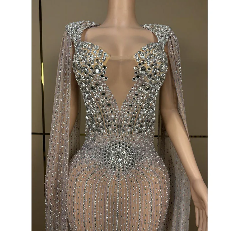 Abito aderente con scollo a V profondo scintillante di lusso, grande cristallo trasparente, strascico lungo, abito da celebrazione di compleanno, abito da ballo per matrimonio da sera