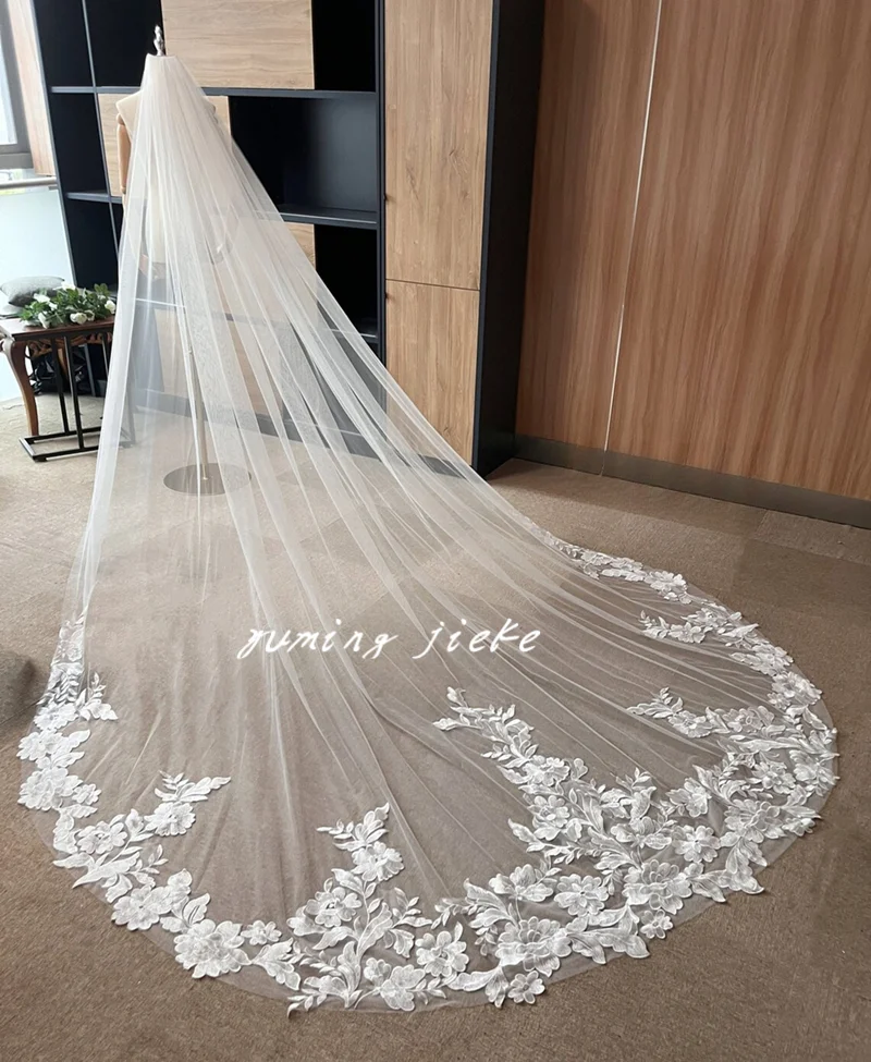 White Off-White Ivory Lace Wedding Veil Cathedral Tulle Bridal Veil Metal Comb New Style