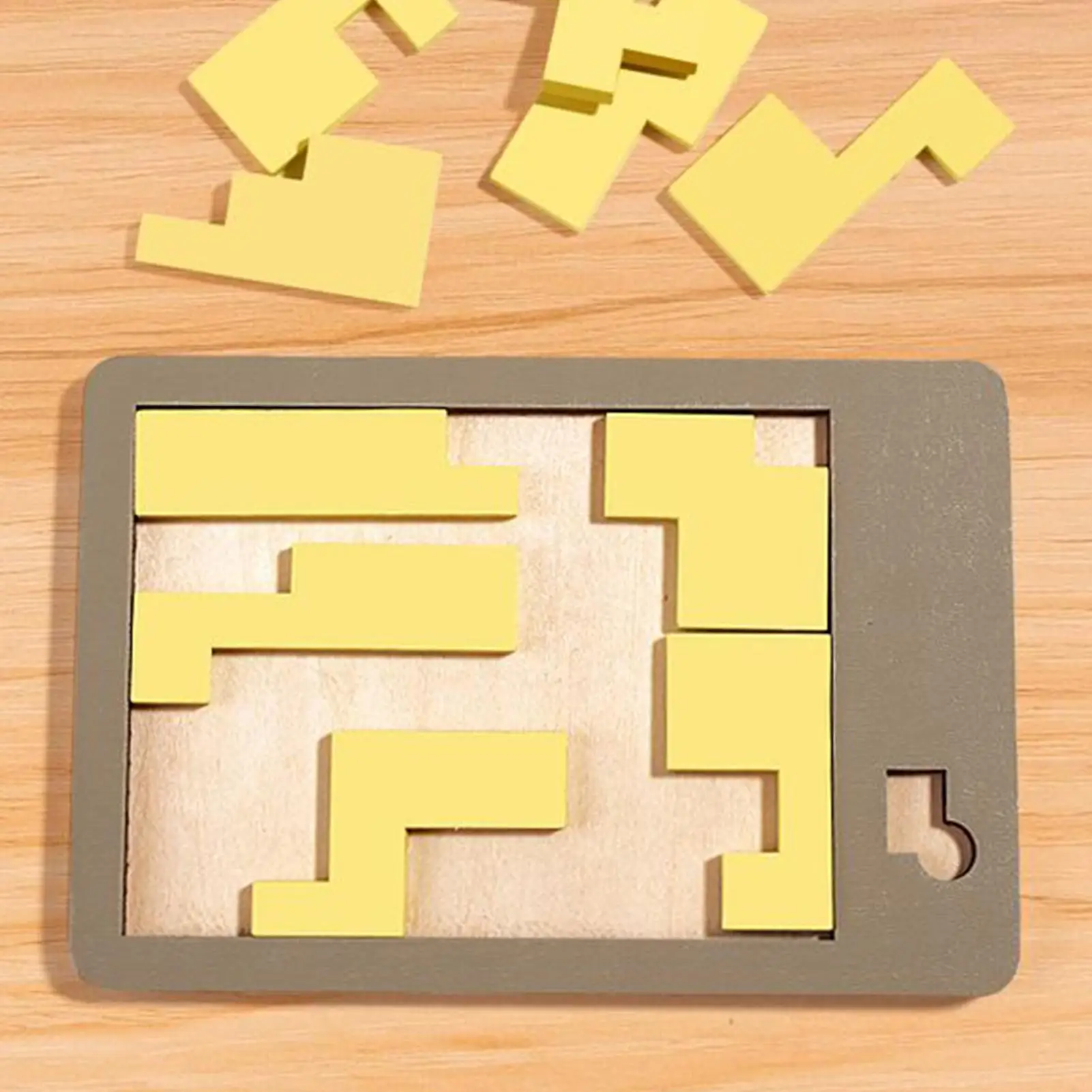 เกมปริศนาไม้ - รูปสามเหลี่ยมและรูปทรงอื่นๆ เกมฝึกตรรกะ ของเล่นเสริมพัฒนาการสำหรับเด็ก ครอบครัว ผู้ใหญ่ วัยรุ่น ห้องเรียน โรงเรียน