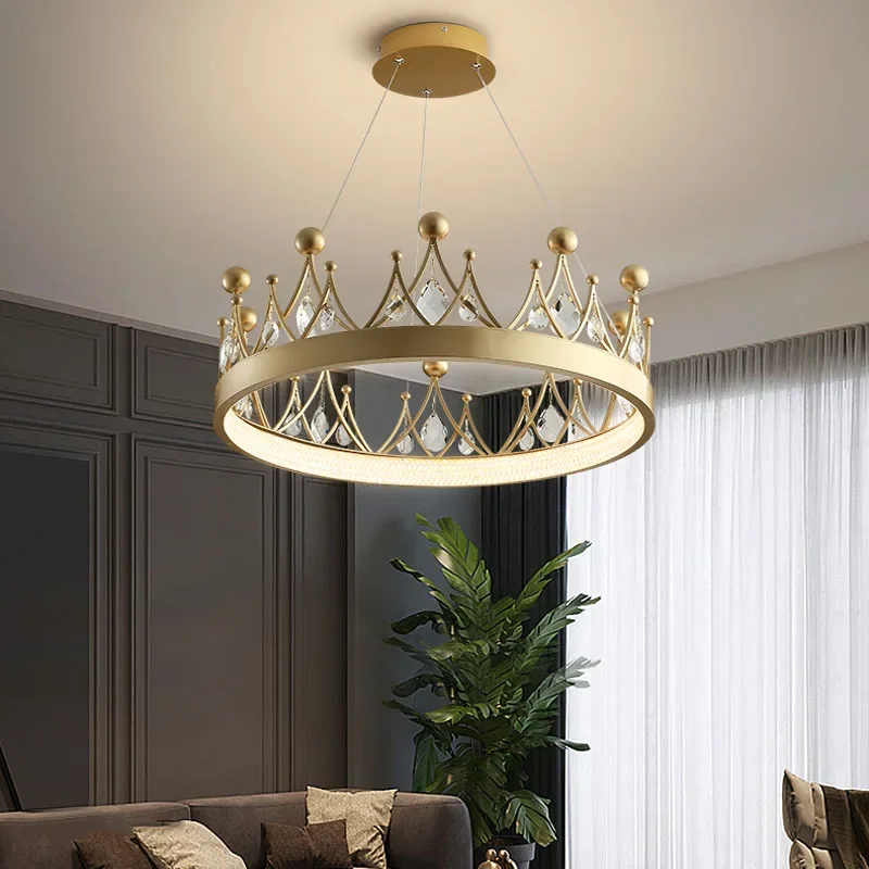 Imagem -02 - Lâmpada Led Crystal Crown para o Quarto das Crianças Candelabro Quente Princesa Luz Celebridade da Internet Mesmo Estilo Quarto Menina Luxo