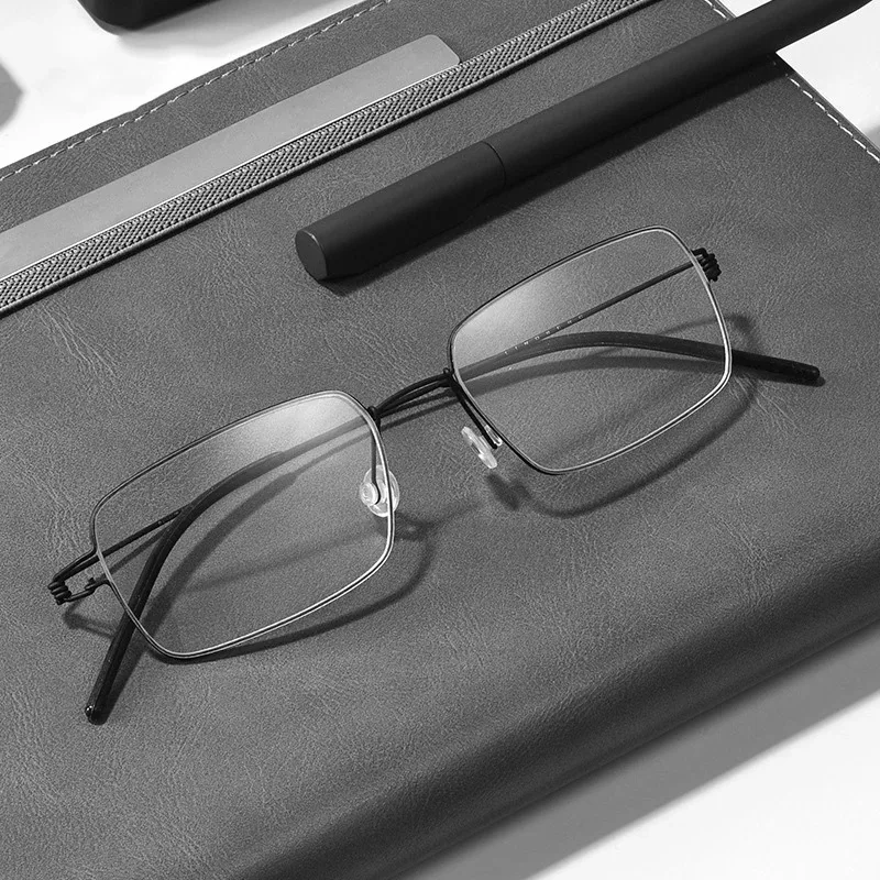 Ultraleichte Titan-Brille, Rahmen für Herren, Retro-Quadratbrille, Damenbrille, Leserezept, Blaulicht-Blockierung + 3,5 + 4,0 – Detail 2