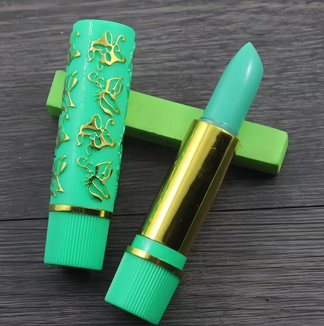 6Pcs/Set Waterproof Color Changing Lip Balm Sexy Velvet Lipstick Long Lasting Nourish Reduce Lip Wrinkles Fade Lip Color