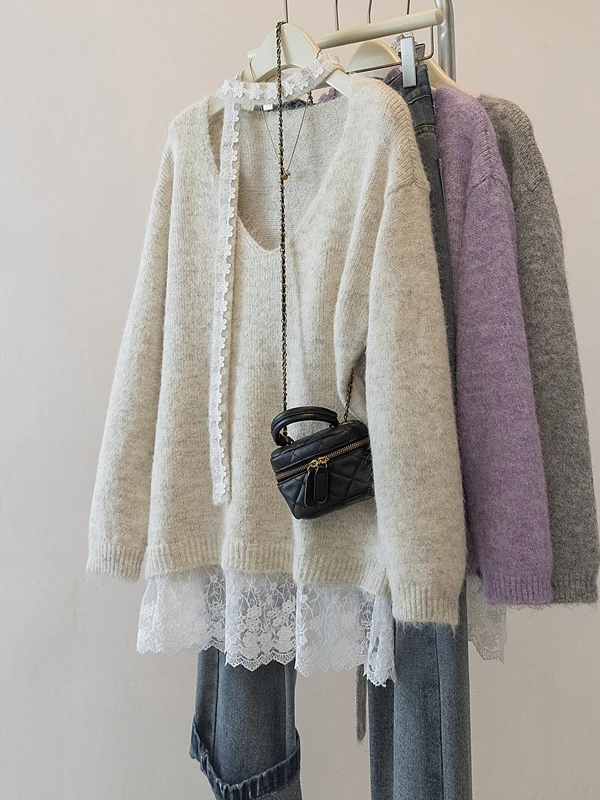 Lace Splicing Fake Two-Piece V-Ne Knitted Sweater Women's Autumn Winter New Large Size Beautiful TopMM plus Size Faion