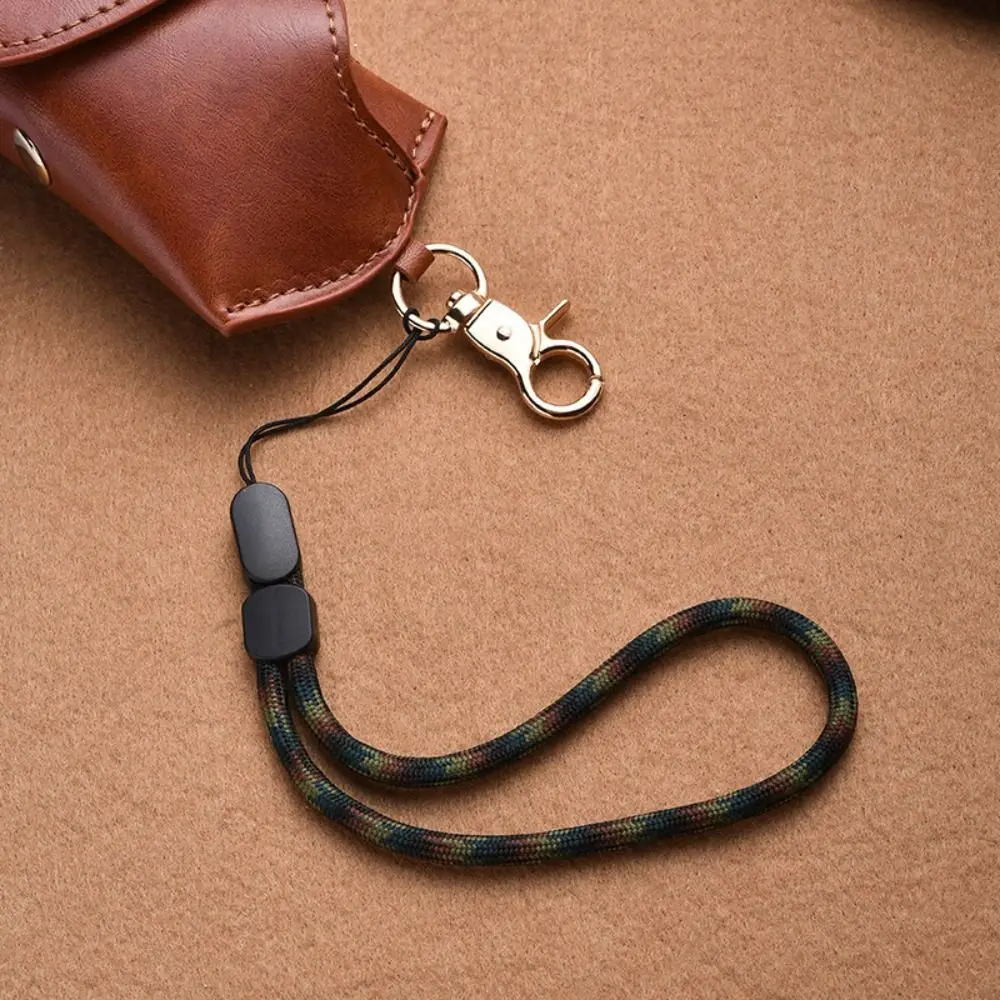 

Fashion Leather Soft Sunglasses Case Hanging Neck Portable Glasses Storage Bag Sunglasses Glasses Clip Eyeglasses Accessories