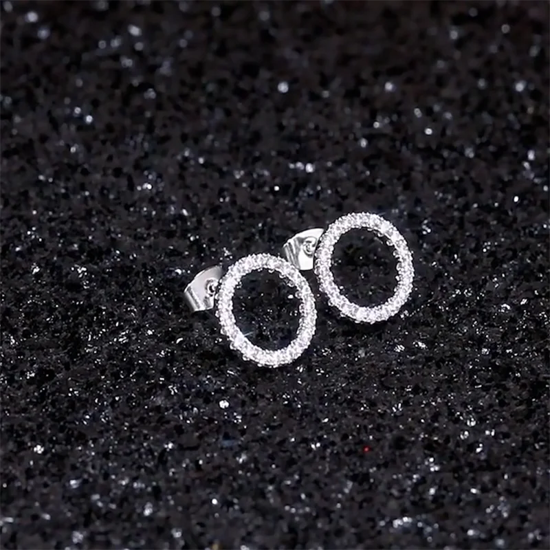 Европейские-и-американские-женские-серьги-с-круглым-кубом-и-цирконием-новые-нишевый-дизайн-и-элегантный-темперамент-в-сочетании-с-доступом