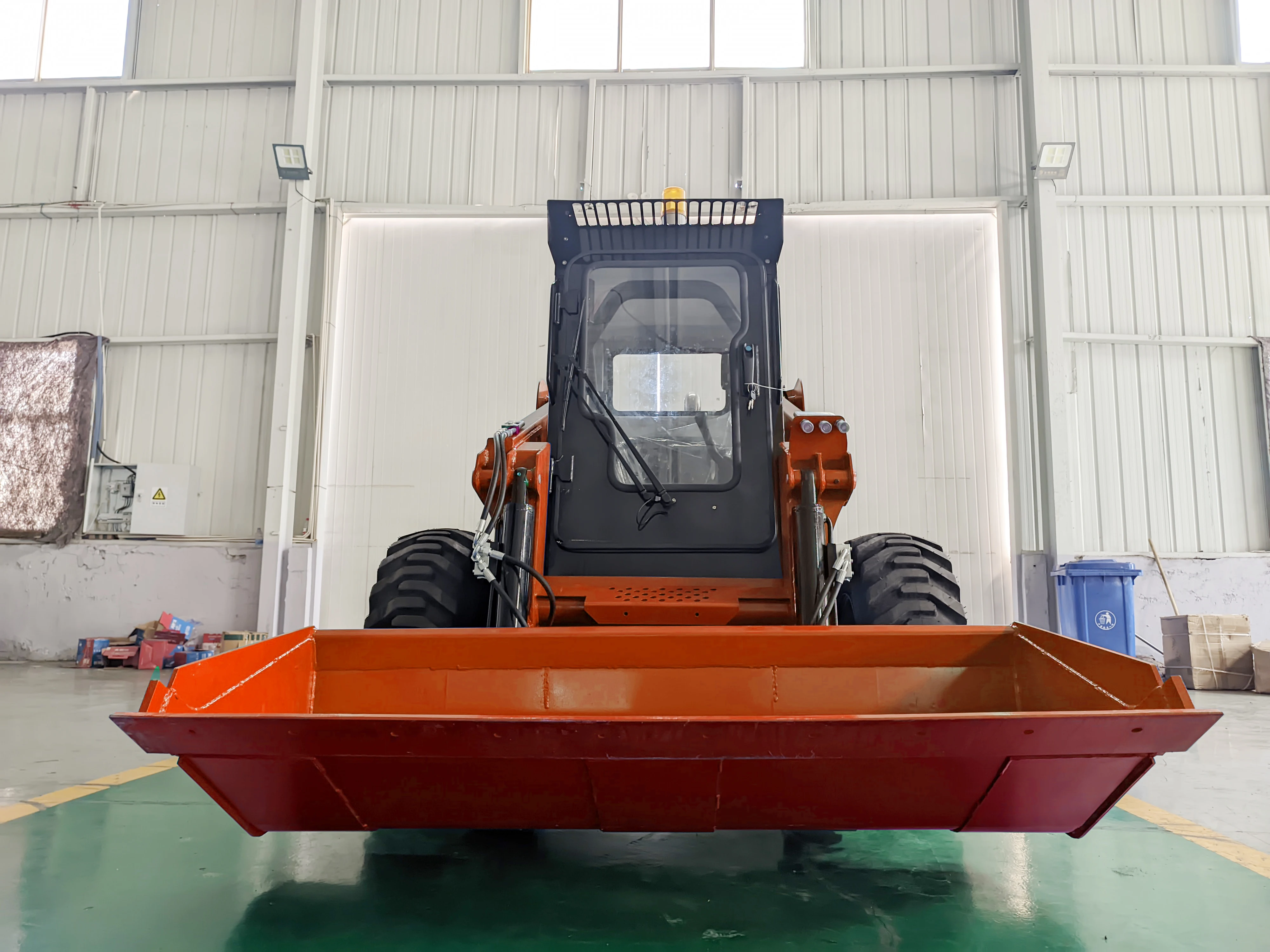 Multifunctional Intelligent Operation Sliding Loader Customized Product for Efficient Material Handling