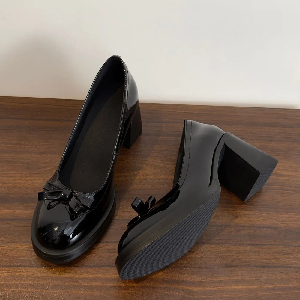 Patent Leather Retro Bow Single Shoes Women's Shallow Mouth Versatile High Heels Women's Daily Commuting Thick Heels