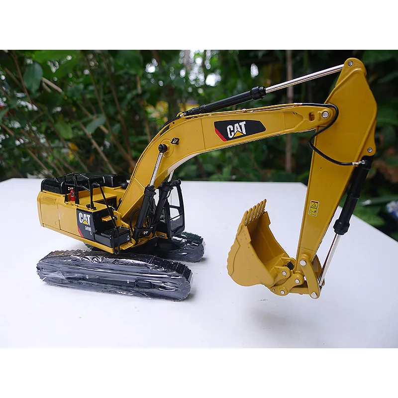 

Diecast Alloy 1:48 Scale CAT 349E L Engineering Excavator Car Model Adult Toy Classics Collection Ornament Souvenir Gift Display