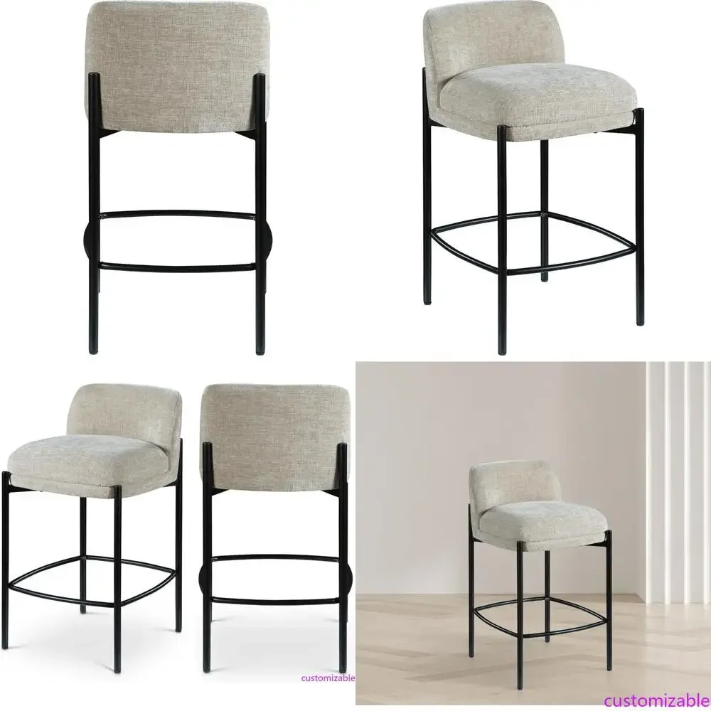 

Современный табурет из мягкого бежевого шенилла с матовой черной металлической рамой из коллекции Meridian Furniture Burton