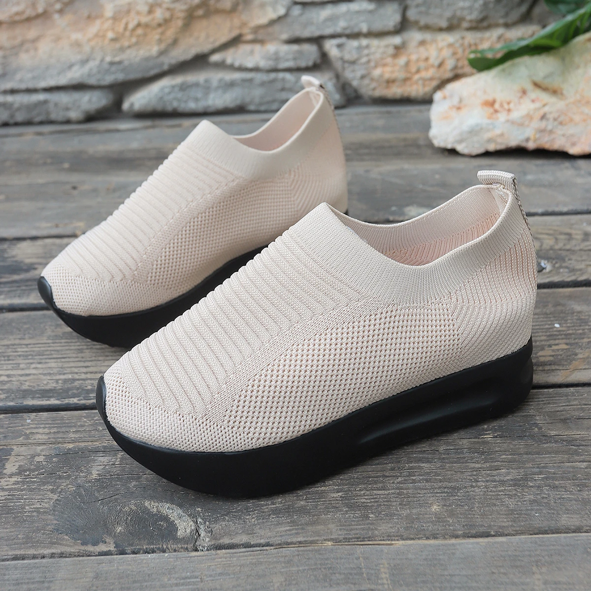 Women's 2026 New Kn… - image