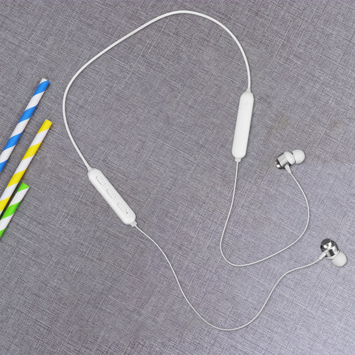 

Wireless Earphone Headphones Stereo Earpiece Magnetic Noise Cancelling Lightweight Waterproof 16H Playtime 600Min Standby Sport