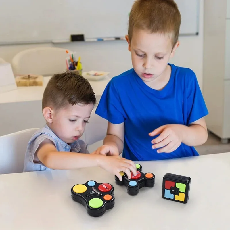 Macchina da gioco di memoria per bambini LED Light Sound Effect Multi-Person Interactive Toys Training macchina da gioco di coordinazione occhio-mano