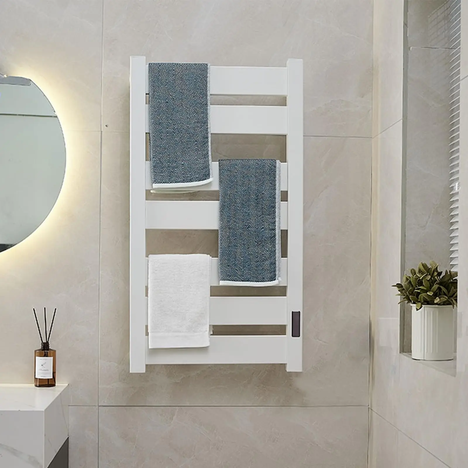 رف المناشف الكهربائية، رف تسخين مناشف الحمام المثبت على الحائط ورف تجفيف المناشف مع وظائف توقيت وتعديل درجة الحرارة.