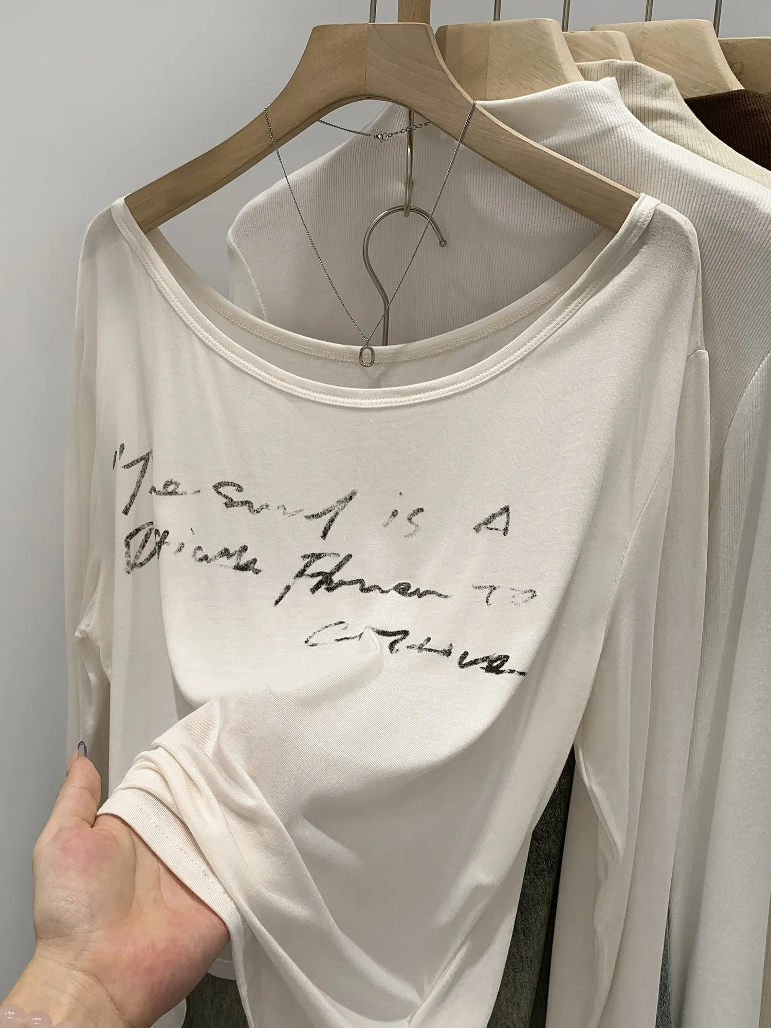 Lacelee Summer Lightweight Long Sleeve Women's T-shirt Breathable Sun Protection Top Korean Style Loose Fit Creative Print