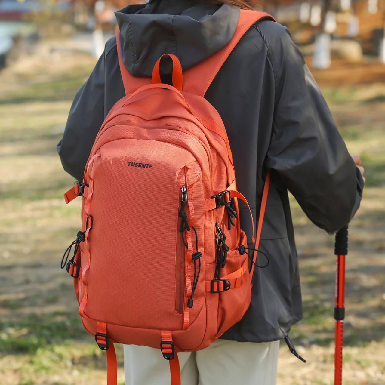 

Unisex Durable Oxford Outdoor Backpacks Waterproof Hiking Camping Backpack for Men Women Casual Travel Sports Zipper Rucksack