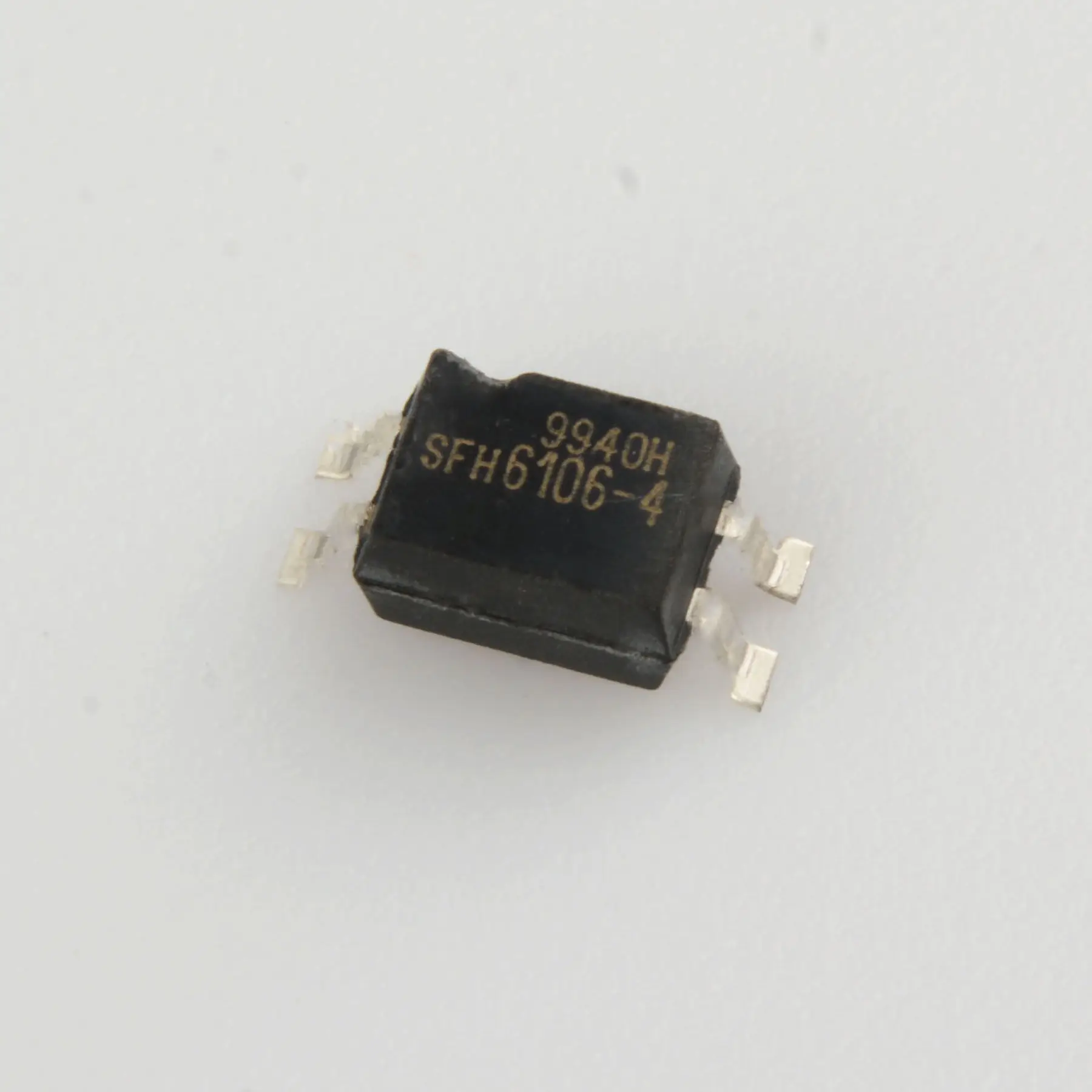 SFH6106-4 5pcs patch SOP4 quality assurance, large quantity and excellent price, can be shot directly