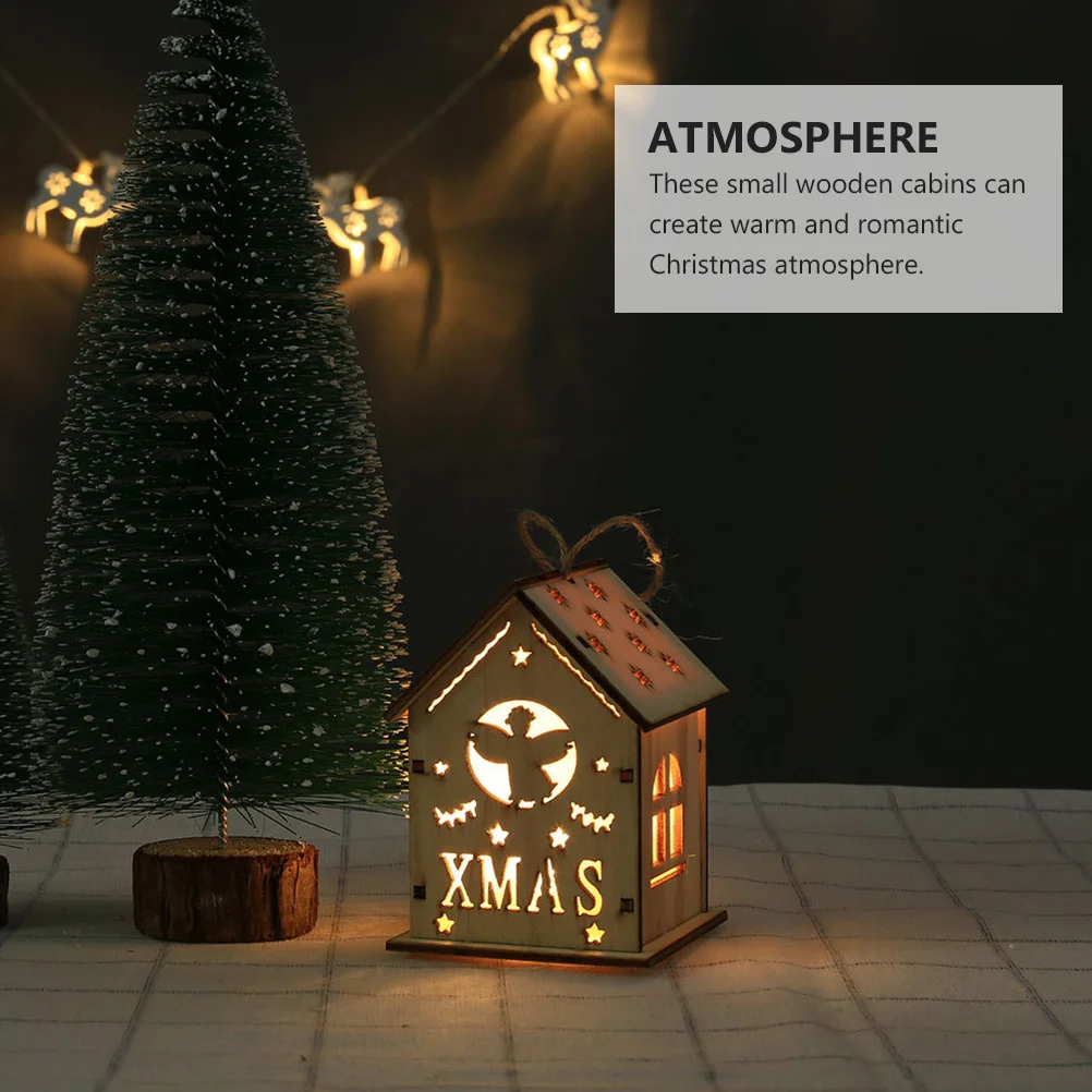 

2Pcs Glowing Wooden Cabin Hangings Adorable Scene Decorations Warm Romantic Christmas Atmosphere Lovely Wooden Pendants