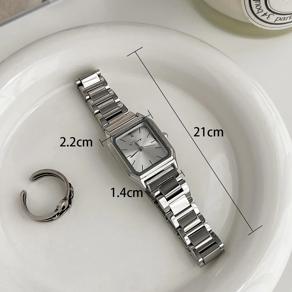 Retro Square Roman Numerals Women Classic Stainless Steel Strap Temperament Versatile Fashion Female High-End Quartz Women Watch