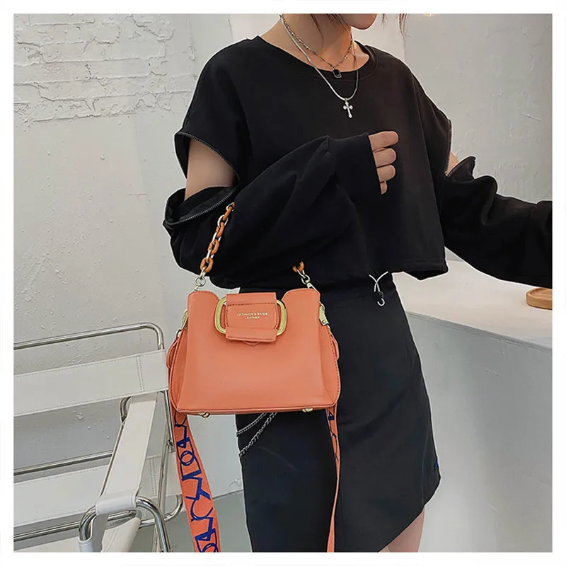 Small PU Leather Shoulder Crossbody Bag with Short Handle for Women 2023 hit Winter Fashion Casual Purses and Handbags Totes