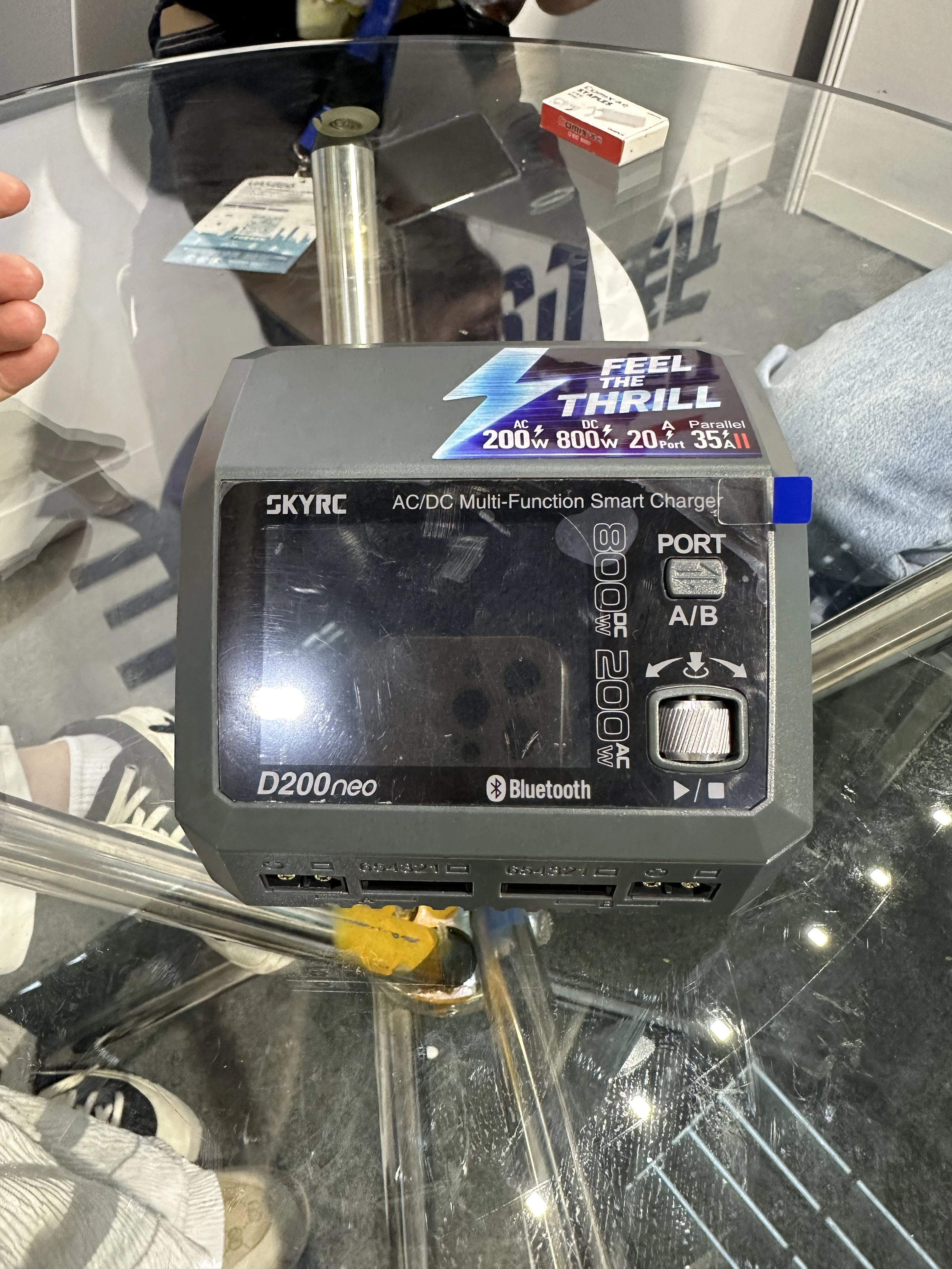 Nouveau SKYRC D200neo chargeur Balance chargeur déchargeur multi-fonction chargeur intelligent AC 200W DC 800W 1-6S batterie Lipo