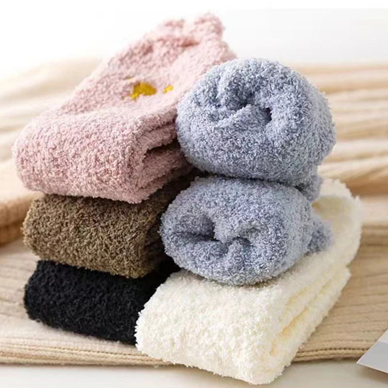 1/5 Pasang Kaus Kaki Lantai Bulu Karang Wanita Musim Gugur Musim Dingin Tebal Kaus Kaki Santai Rumah Luar Ruangan Kucing Telinga Kecil Mewah Nyaman Hangat