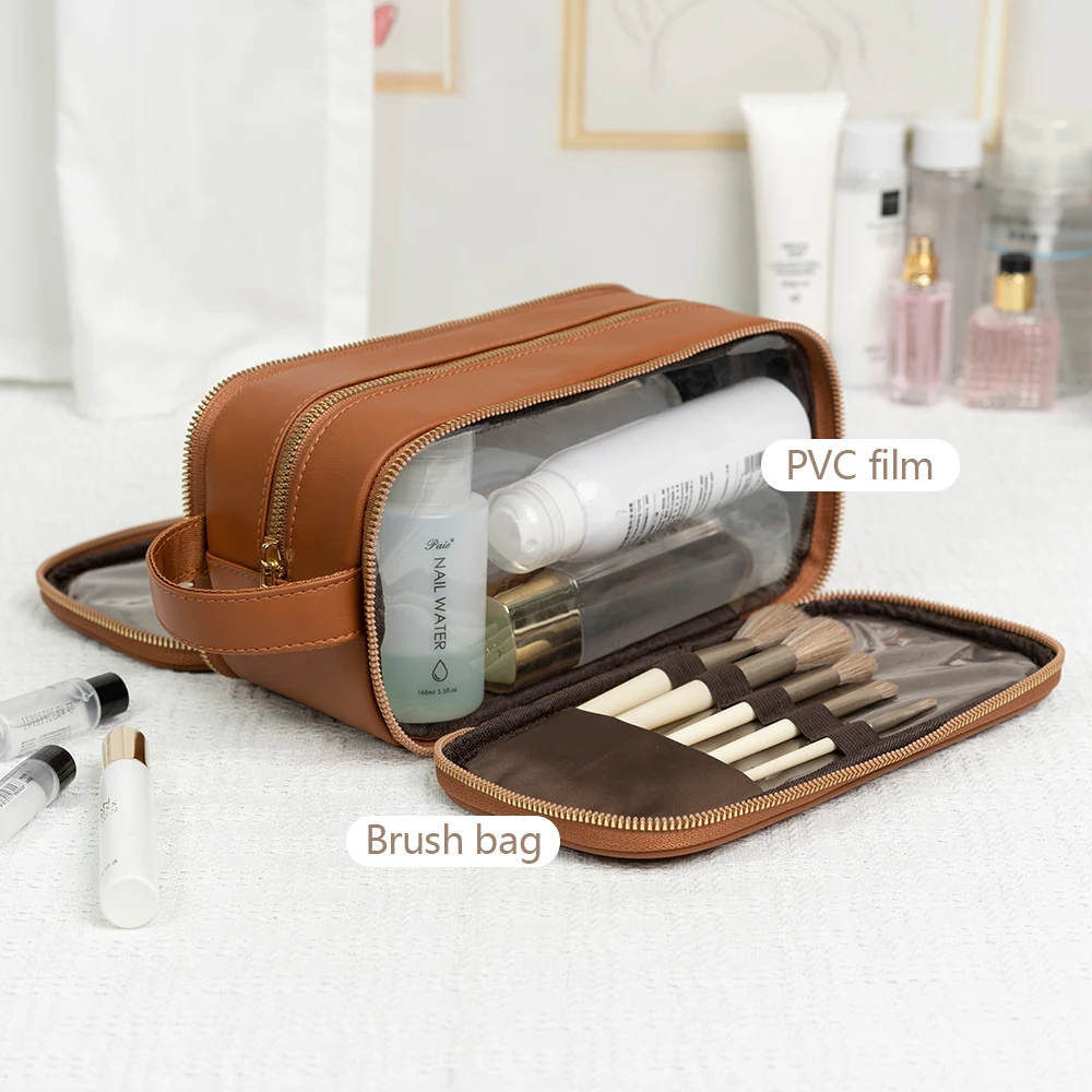 The new makeup bag has a built-in transparent PVC film, making it convenient for storing cosmetics while traveling.