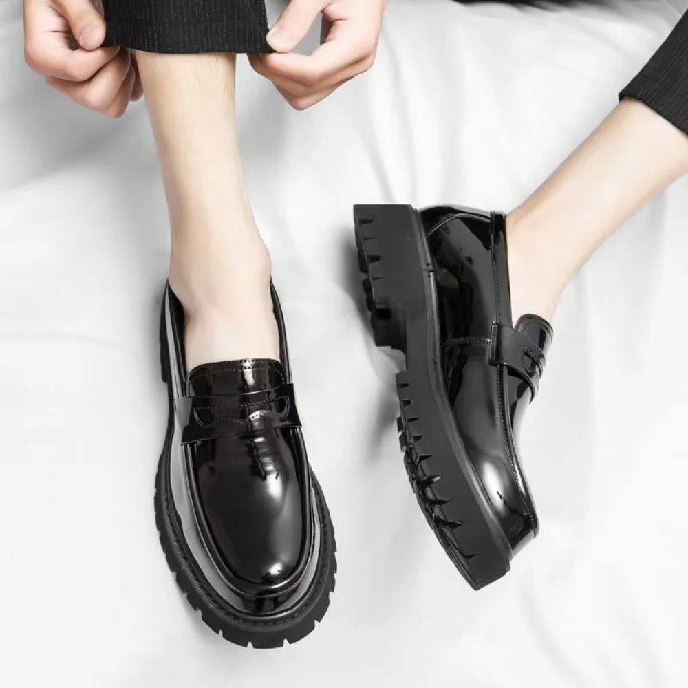 Men Leather Shoes Casual Loafers Shoes Slip on Dress Casual Spring Summer Business Formal Wedding Shoes Outdoor Tenis Masculino