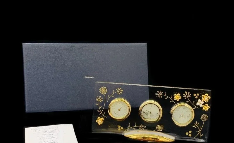 Pearl Clover Thermohygrometer Clock Trinity Peripheral Gift
