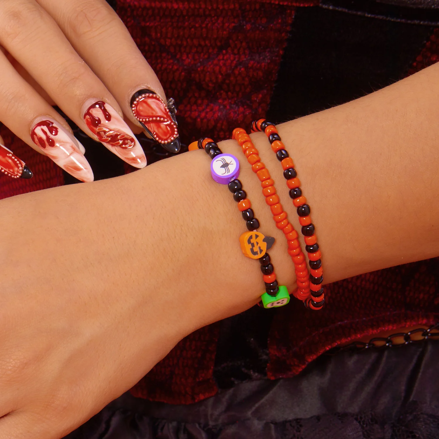 

Halloween Colorful Rice Beads Skull Spider Bracelets For Women Ghost Skeleton Pumpkin Metal Chain Bangles Festival Charm Jewelry